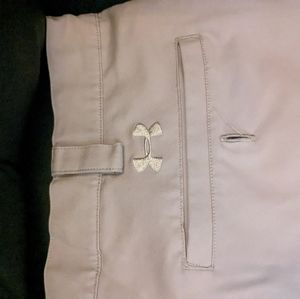Lot of 3 Khaki shorts Under Amour, Greg Norman, Izod